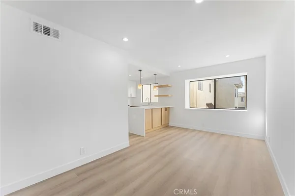 $529,900 | 10219 Pinewood Avenue, Unit 2, Tujunga, CA 91042