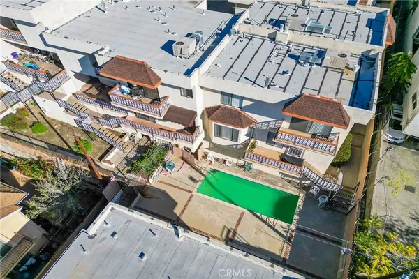 $529,900 | 10219 Pinewood Avenue, Unit 2, Tujunga, CA 91042
