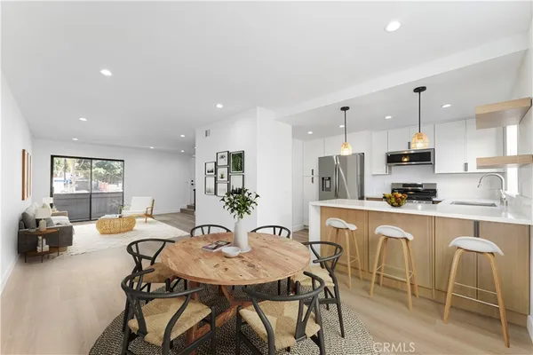 $529,900 | 10219 Pinewood Avenue, Unit 2, Tujunga, CA 91042