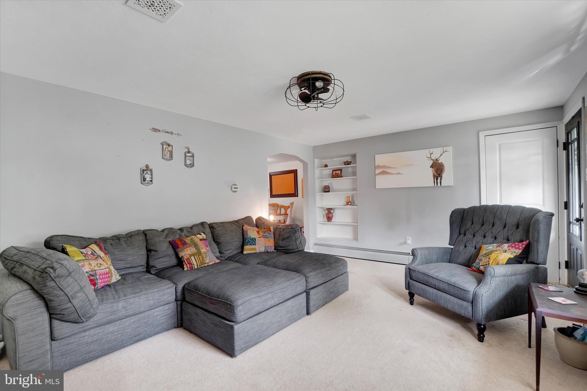45 Baltimore Street Spring Grove, PA 17362 - Photo 4 of 31