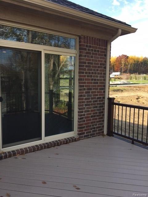 5476 Woodfall Road Clarkston, MI 48348 - Photo 29 of 30 Deck 3.jpg