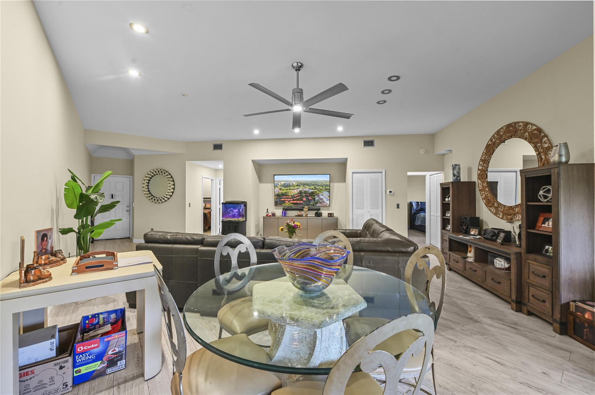 7520 La Paz Boulevard, Unit 306 Boca Raton, FL 33433 - Photo 10 of 36 Dining room living room area