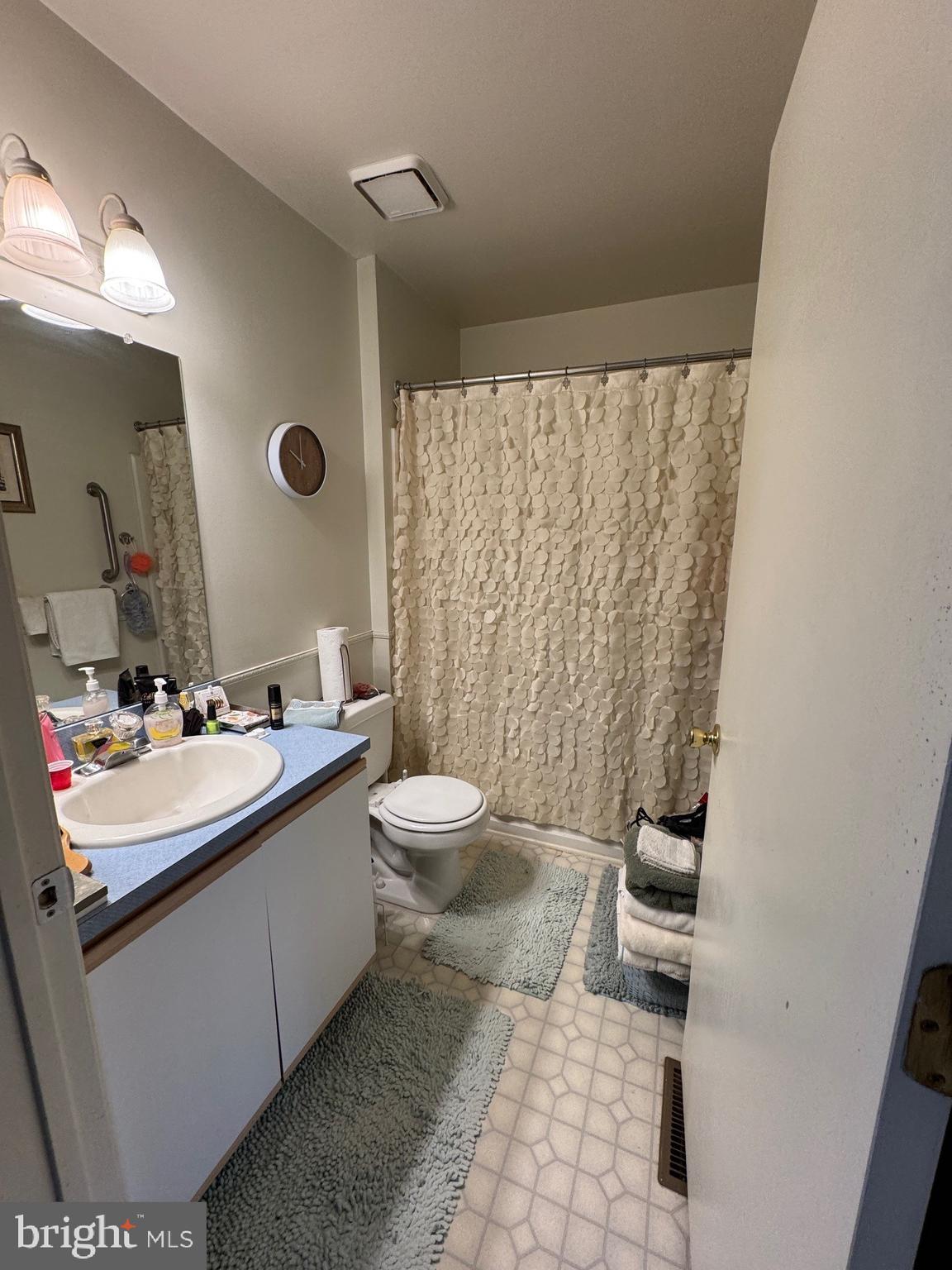 3 Dewberry Lane Delran, NJ 08075 - Photo 13 of 16