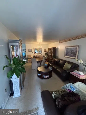 $350,000 | 3 Dewberry Lane, Delran, NJ 08075