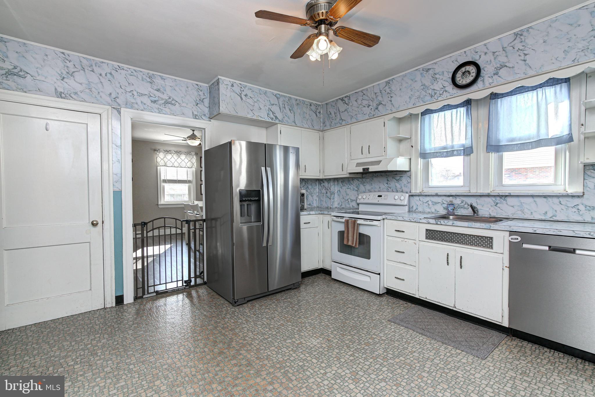 1216 Ellston Road Havertown, PA 19083 - Photo 14 of 33 Kitchen