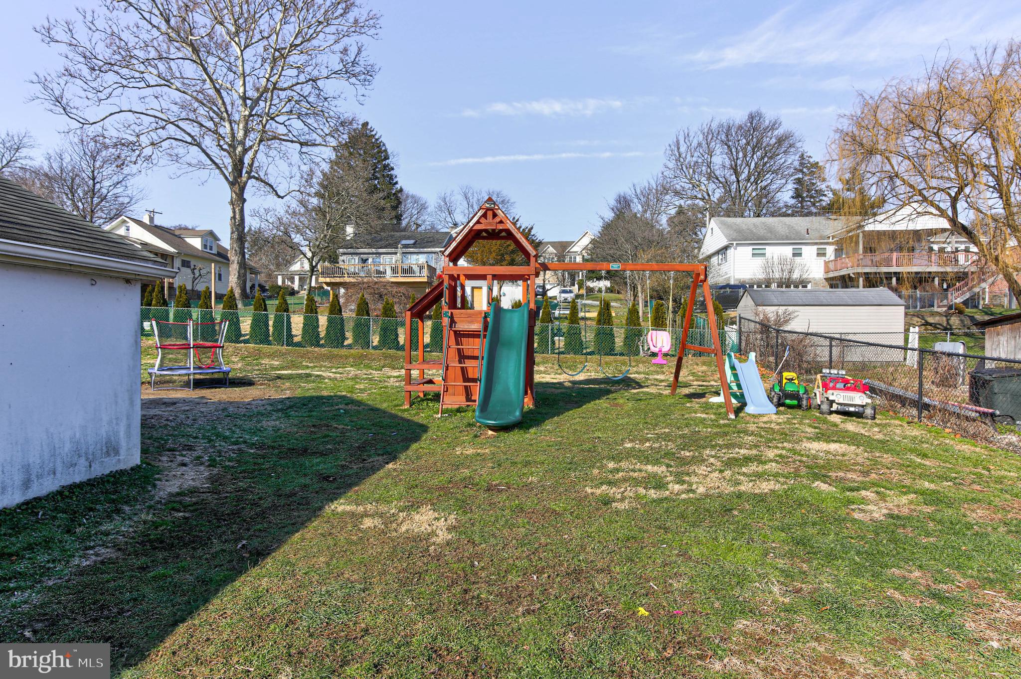 1216 Ellston Road Havertown, PA 19083 - Photo 31 of 33 Backyard