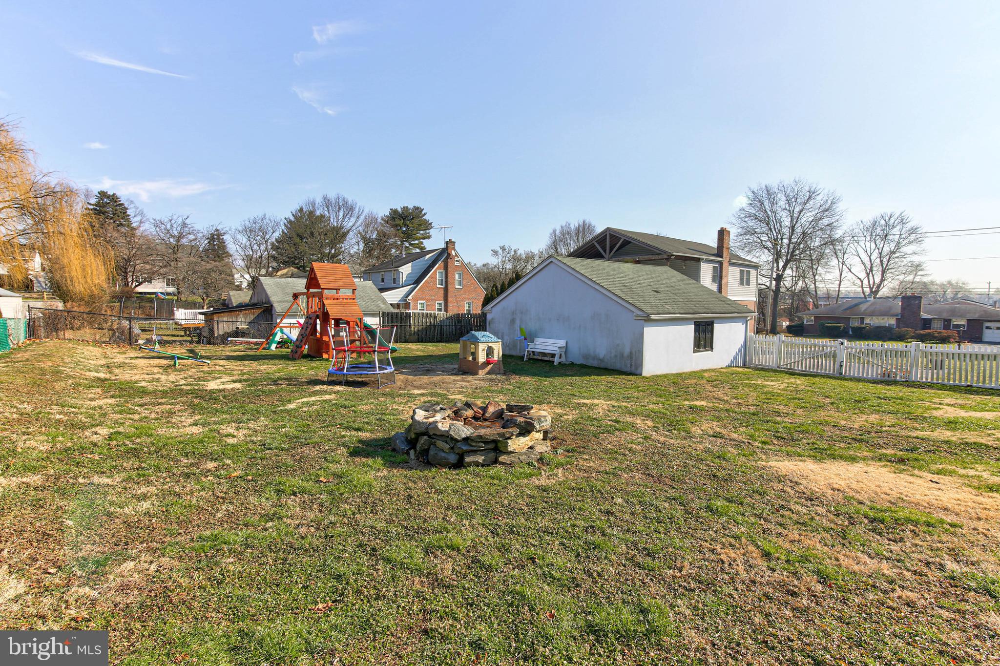 1216 Ellston Road Havertown, PA 19083 - Photo 33 of 33 Fenced in back yard