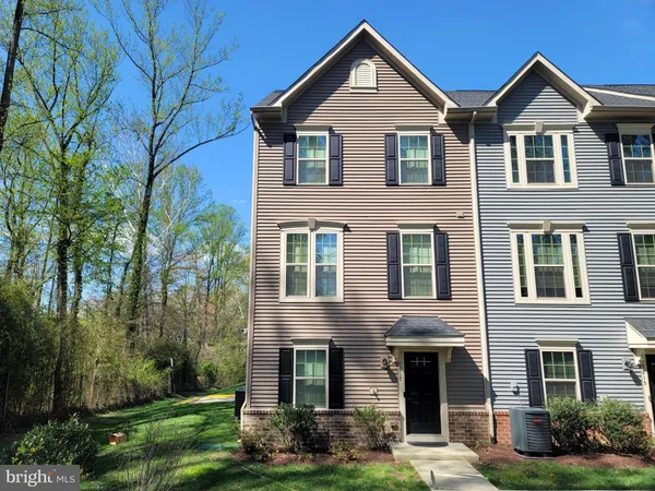 $760,000 | 7817 Sutter Lane, Annandale, VA 22003