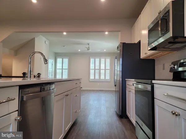 $760,000 | 7817 Sutter Lane, Annandale, VA 22003