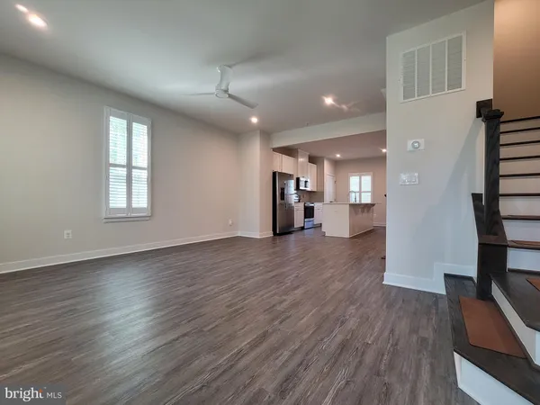 $760,000 | 7817 Sutter Lane, Annandale, VA 22003