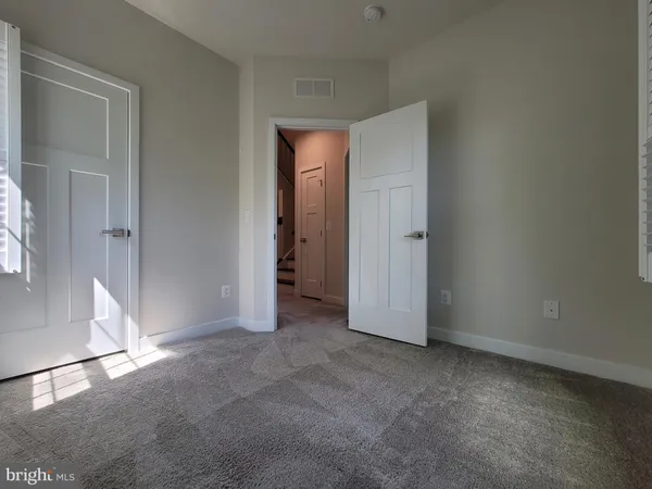 $760,000 | 7817 Sutter Lane, Annandale, VA 22003