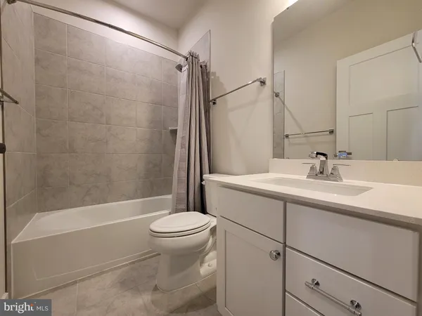 $760,000 | 7817 Sutter Lane, Annandale, VA 22003