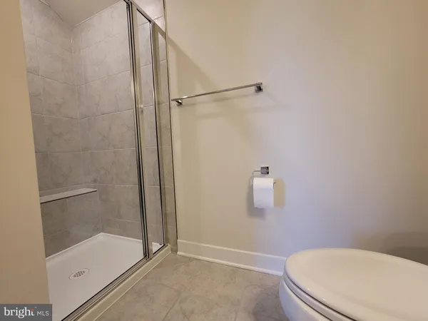 $760,000 | 7817 Sutter Lane, Annandale, VA 22003