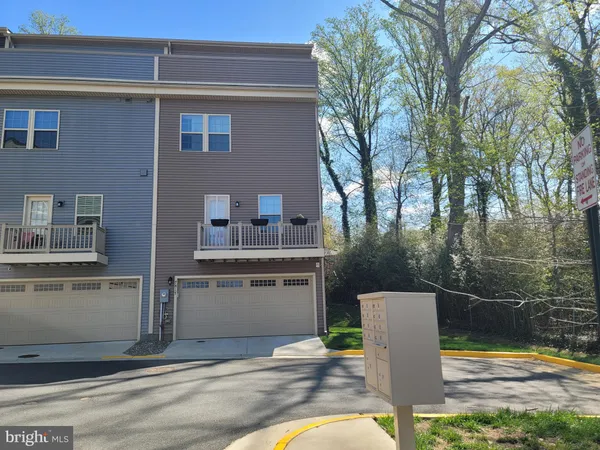 $760,000 | 7817 Sutter Lane, Annandale, VA 22003