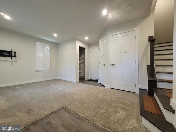 $760,000 | 7817 Sutter Lane, Annandale, VA 22003