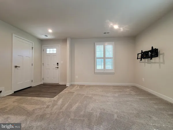 $760,000 | 7817 Sutter Lane, Annandale, VA 22003