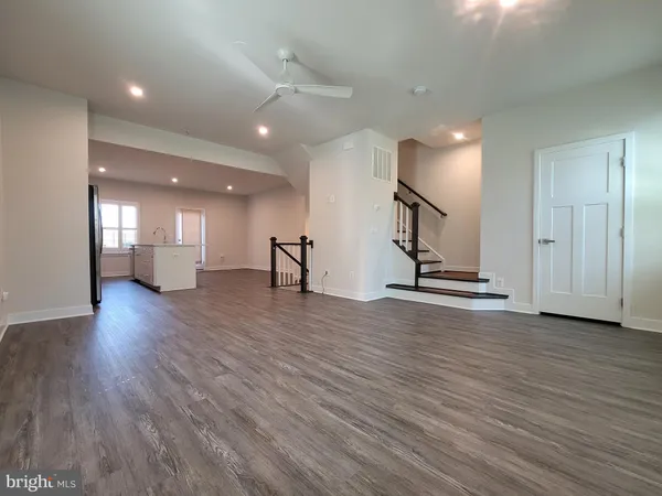 $760,000 | 7817 Sutter Lane, Annandale, VA 22003