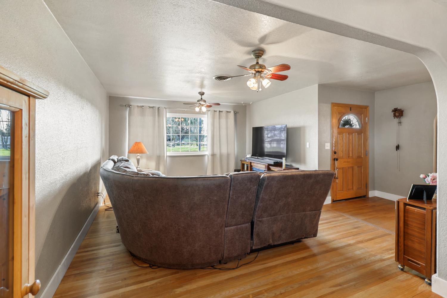 10691 Calvine Road Sacramento, CA 95830 - Photo 7 of 81