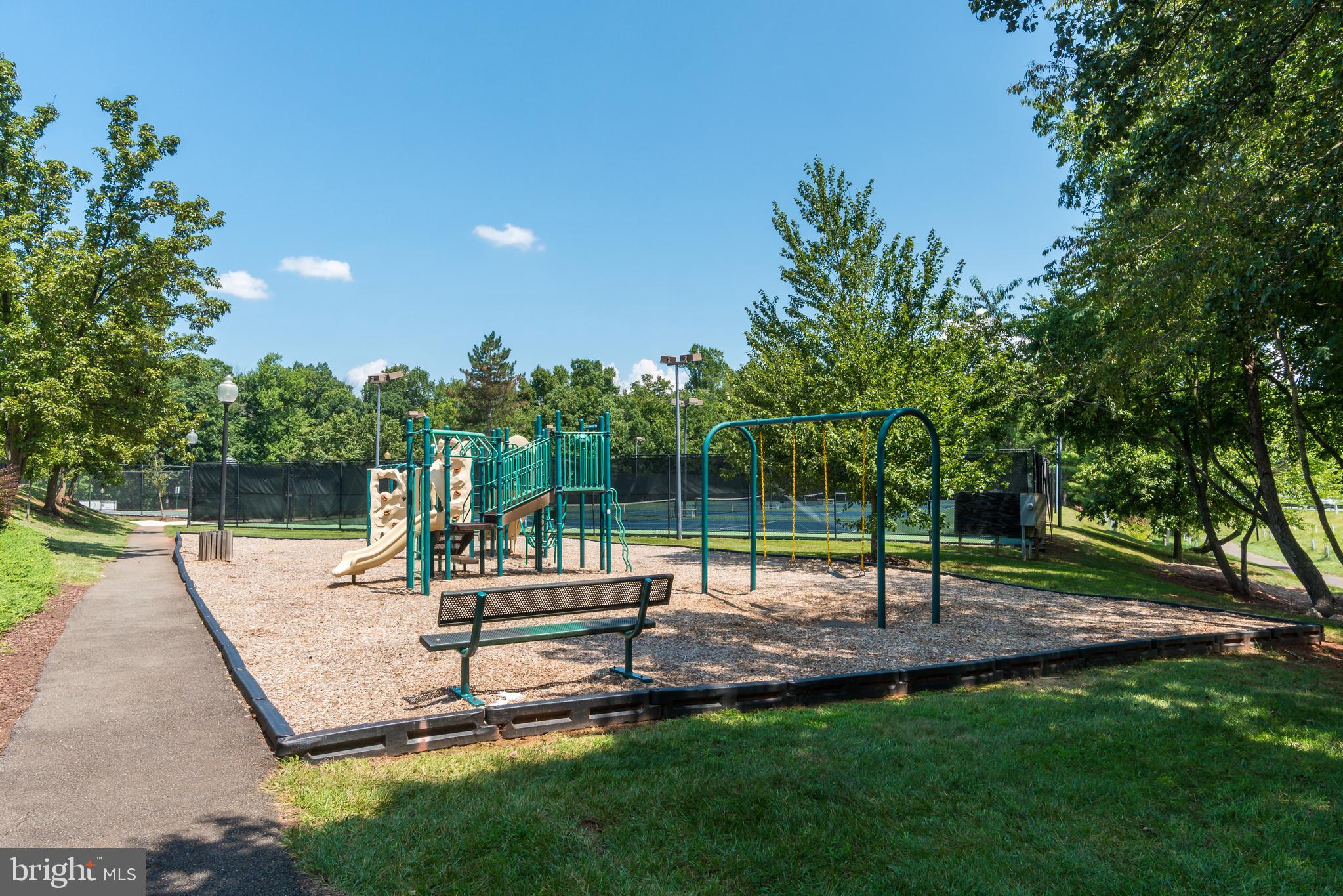 47572 Comer Square Sterling, VA 20165 - Photo 37 of 40