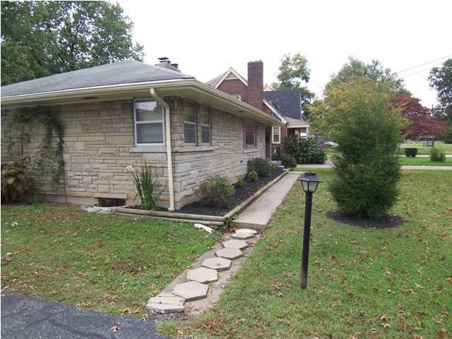 1862 Farnsley Road Louisville, KY 40216 - Photo 1 of 20 Primary Photo