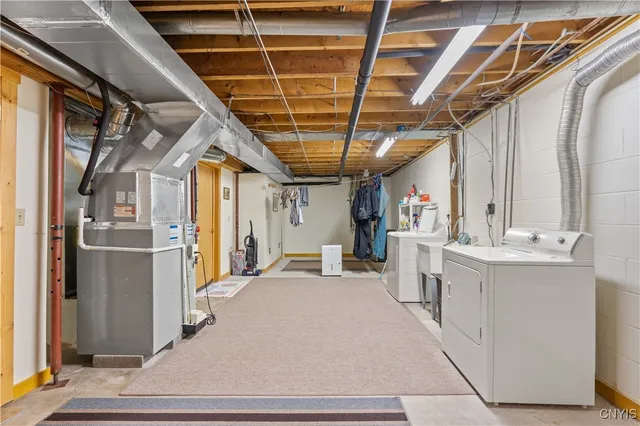 $350,000 | 912 County Rte 54, Schroeppel, NY 13069