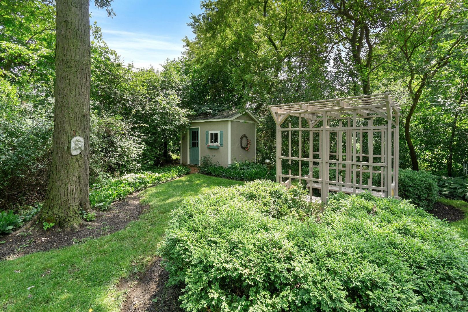 736 Leesley Road Riverside, IL 60546 - Photo 23 of 33
