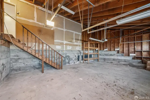 $1,395,000 | 305 Lindsey Drive, Martinez, CA 94553