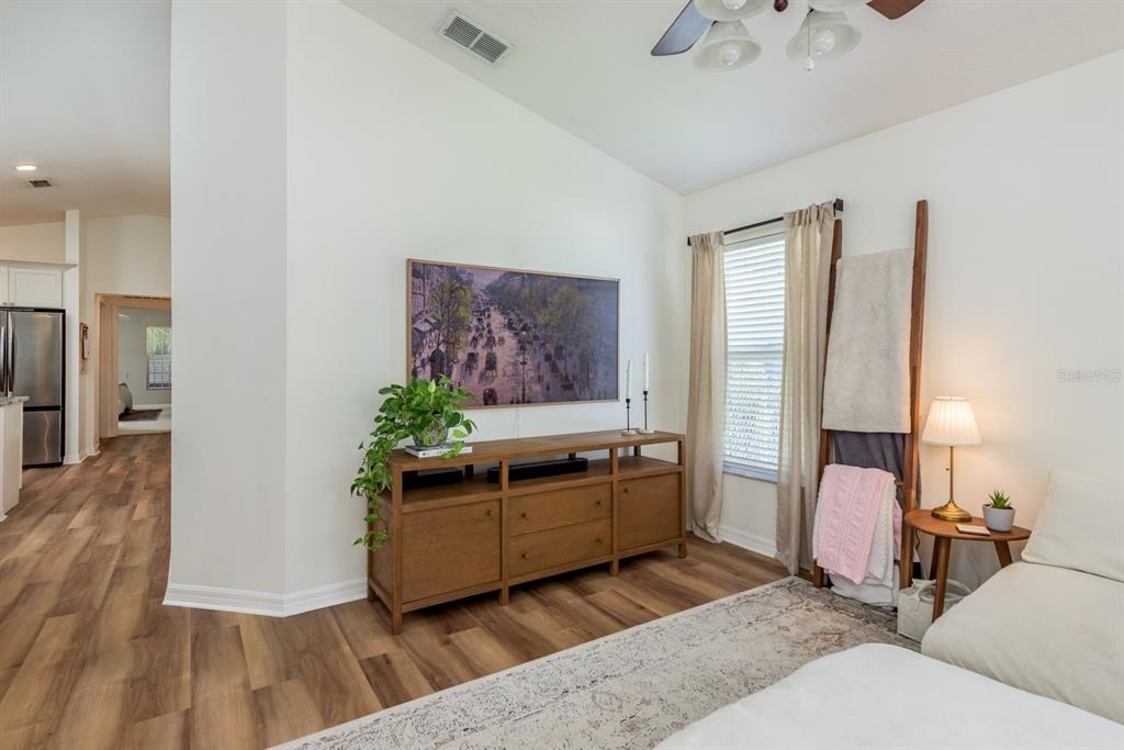 1925 West Chestnut Street Tampa, FL 33607 - Photo 5 of 30 Gallery Image 5