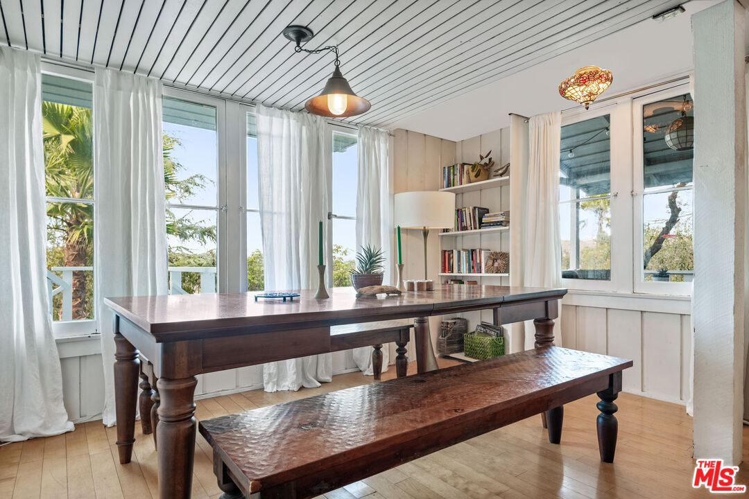 1217 Alpine Trail Topanga, CA 90290 - Photo 12 of 41