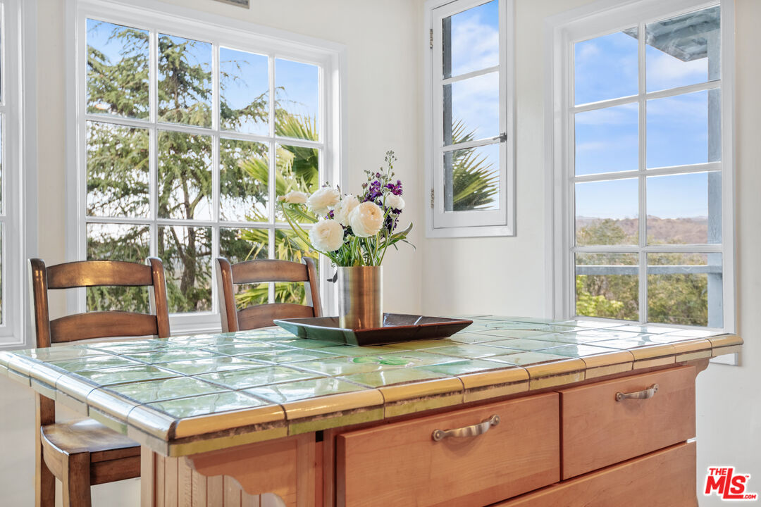 1217 Alpine Trail Topanga, CA 90290 - Photo 13 of 41