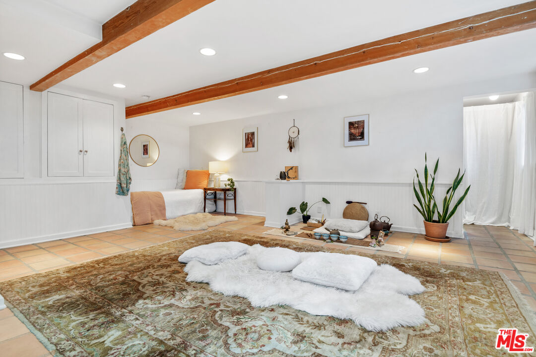 1217 Alpine Trail Topanga, CA 90290 - Photo 25 of 41