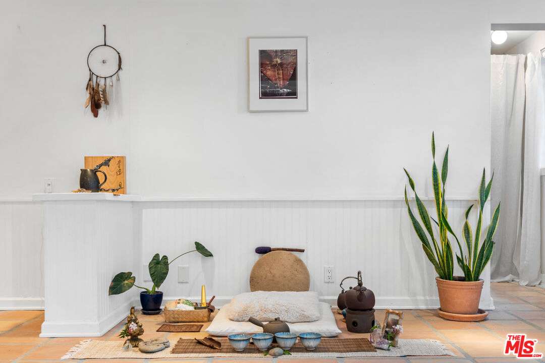 1217 Alpine Trail Topanga, CA 90290 - Photo 27 of 41