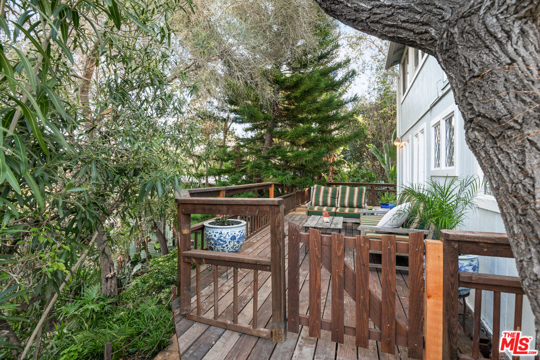 1217 Alpine Trail Topanga, CA 90290 - Photo 32 of 41