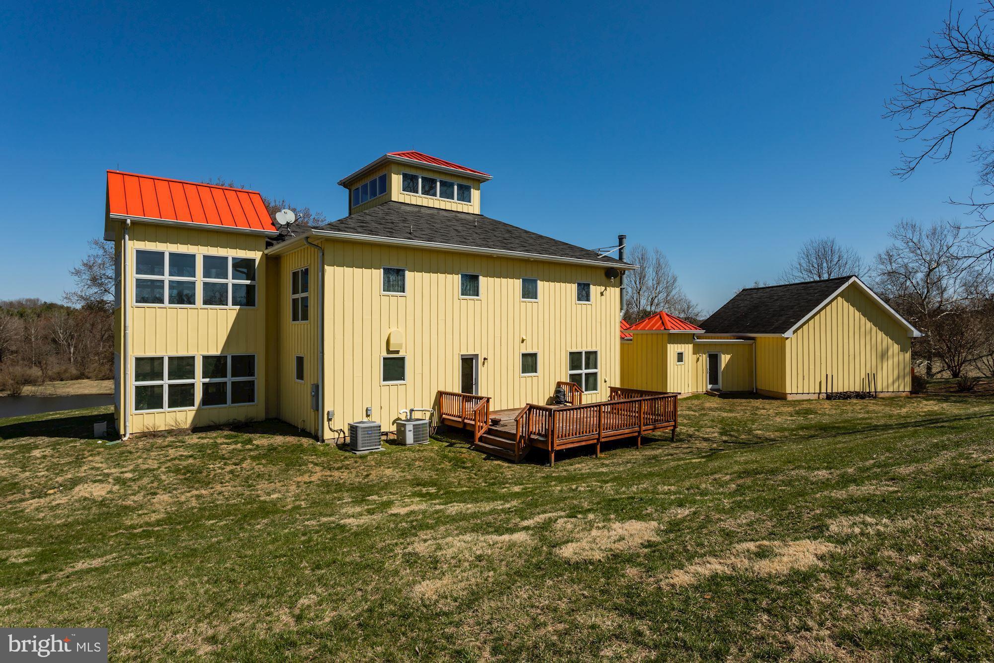 38950 Piggott Bottom Road Hamilton, VA 20158 - Photo 40 of 50 Hardiplank Siding and Metal Roof