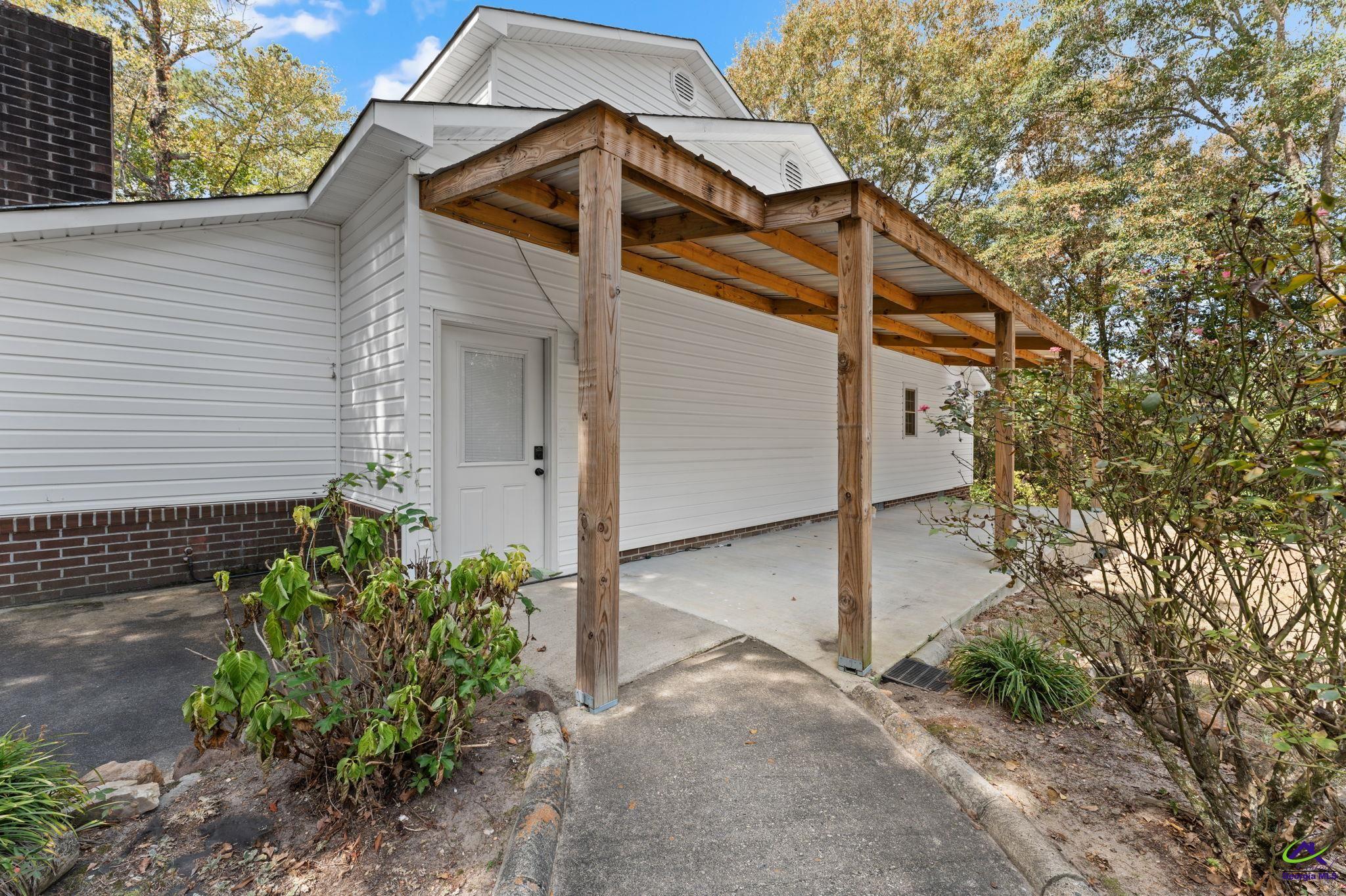 5682 Hartley Bridge Road Macon, GA 31216 - Photo 5 of 100 Gallery Image 5