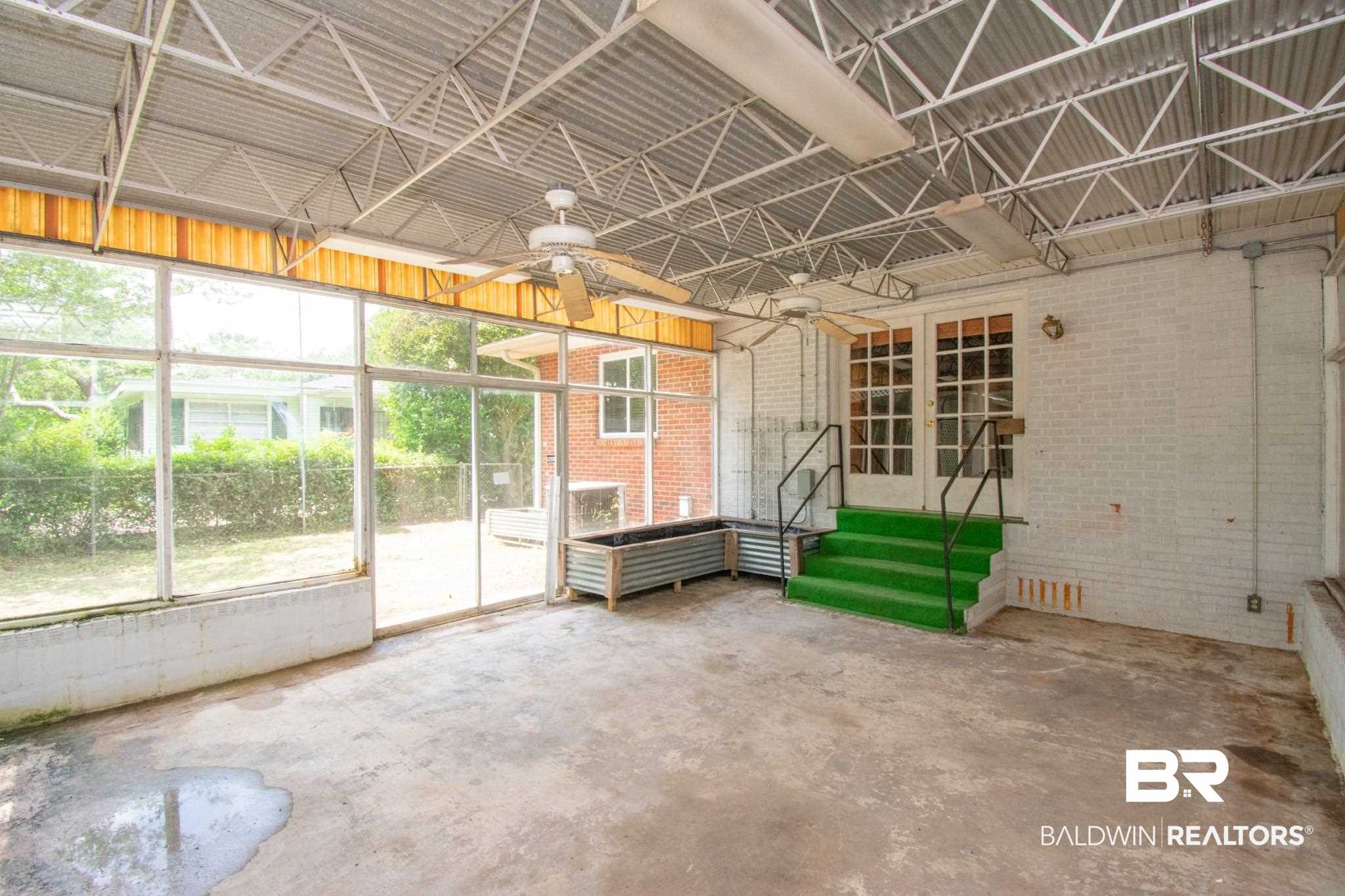 411 Sutherland Drive Mobile, AL 36611 - Photo 24 of 33