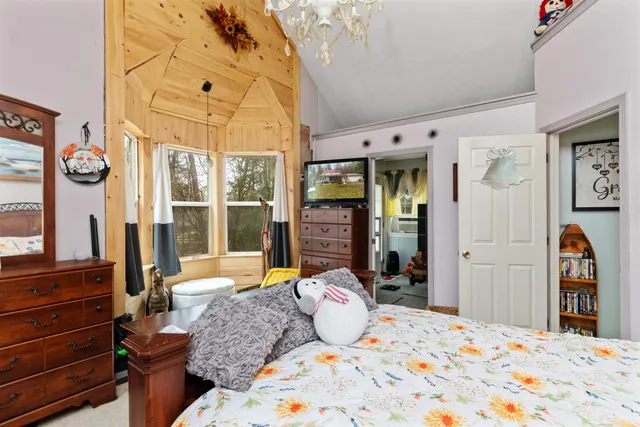 $450,000 | 15 Deer Run Road, Sheldon, VT 05483