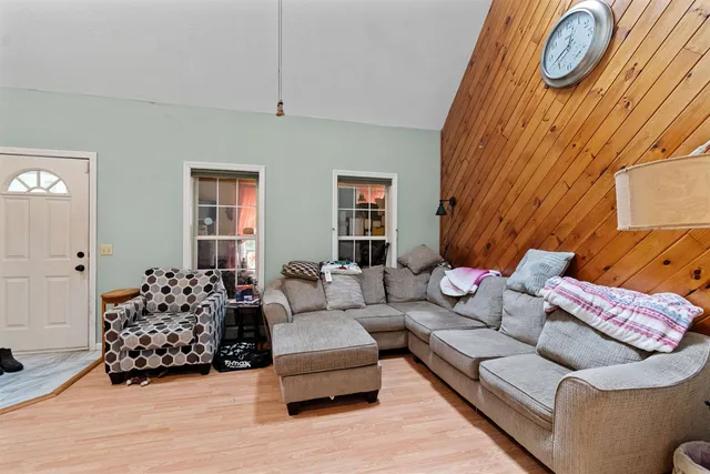 $450,000 | 15 Deer Run Road, Sheldon, VT 05483