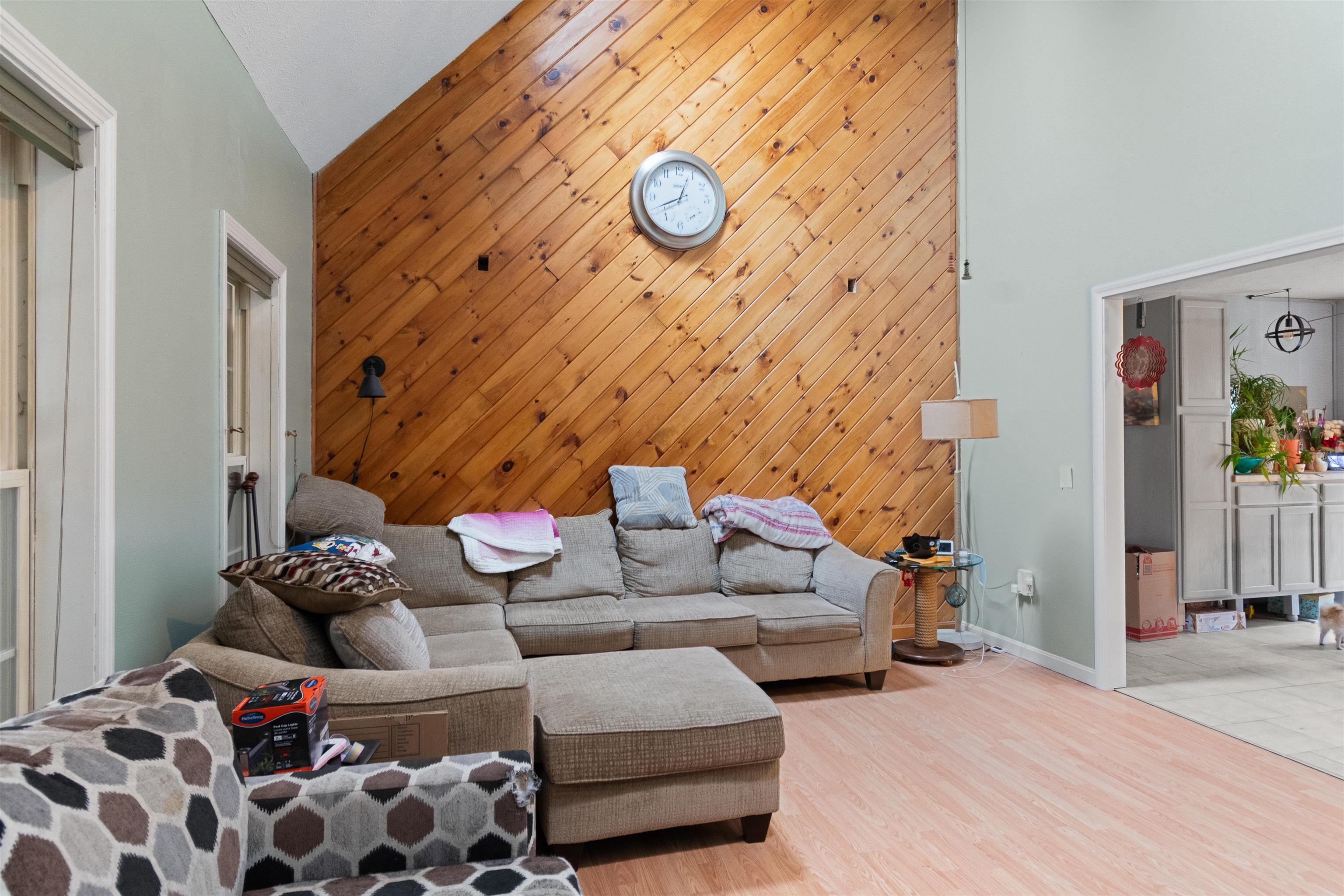 15 Deer Run Road Sheldon, VT 05483 - Photo 4 of 27