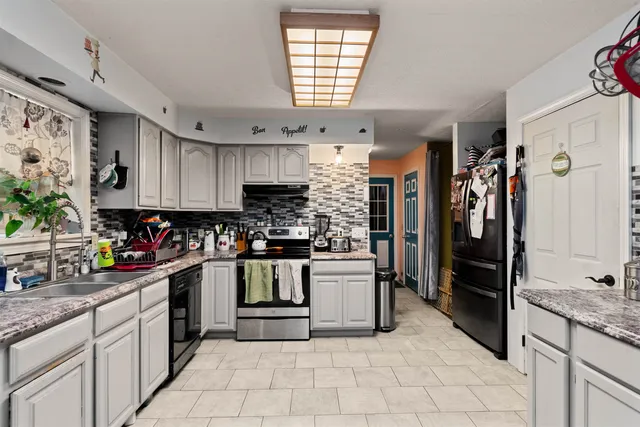 $450,000 | 15 Deer Run Road, Sheldon, VT 05483