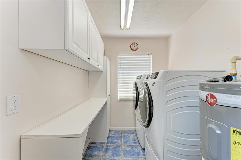 612 Bayshore Road Nokomis, FL 34275 - Photo 32 of 96