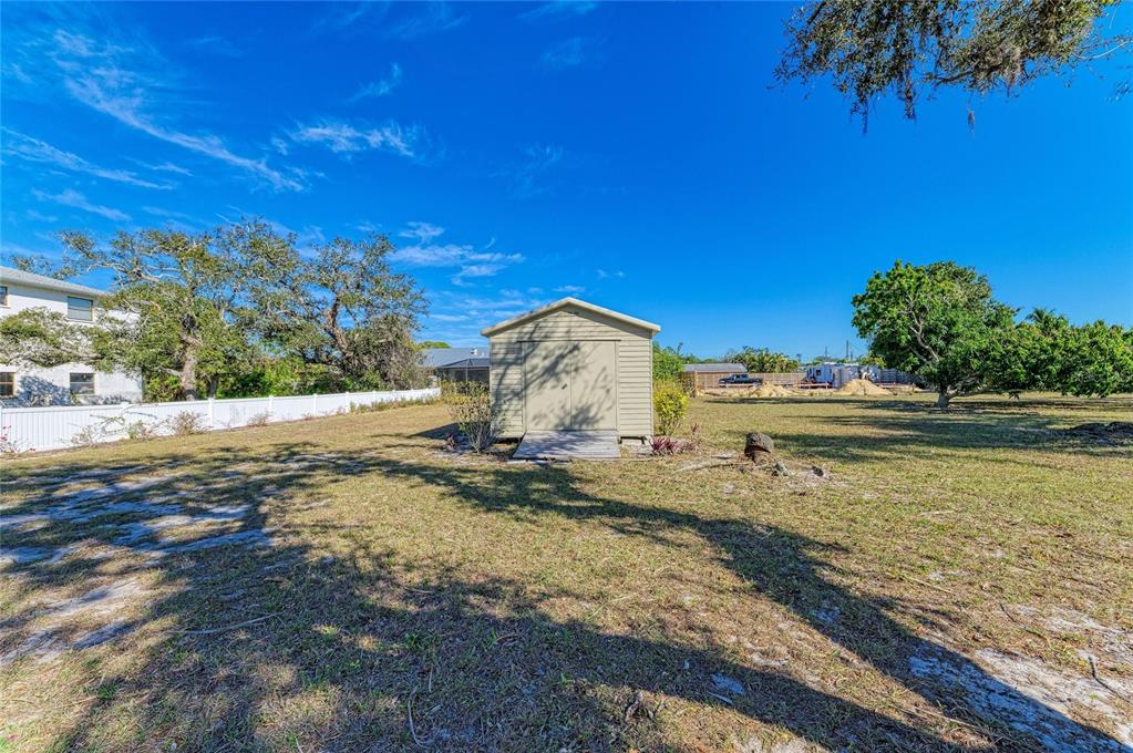 612 Bayshore Road Nokomis, FL 34275 - Photo 42 of 96