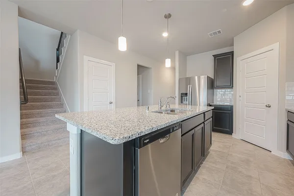 $2,650 | 8523 Lake Groove Lane, Baytown, TX 77523