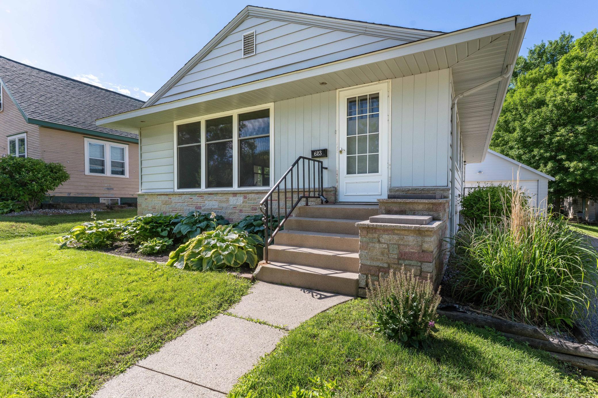 623 Spruce Street Fergus Falls, MN 56537 - Photo 9 of 49