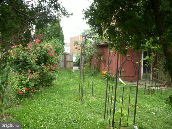 10735 Philcrest Road Philadelphia, PA 19154 - Photo 21 of 25