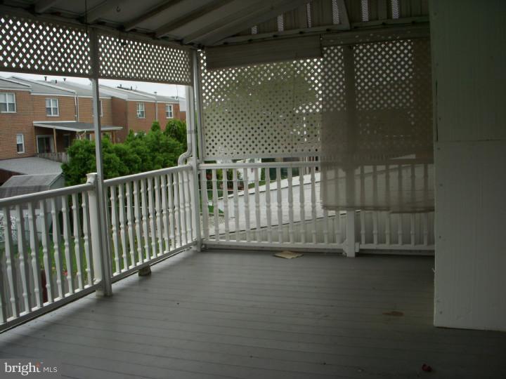 10735 Philcrest Road Philadelphia, PA 19154 - Photo 23 of 25