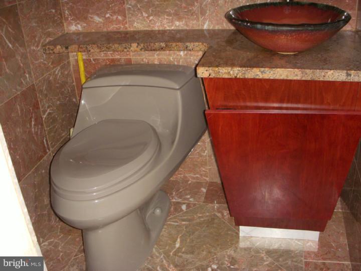 10735 Philcrest Road Philadelphia, PA 19154 - Photo 10 of 25