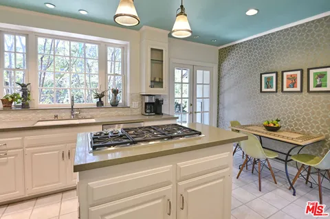 $1,500,000 | Undisclosed Address, Valley Village, CA 91607