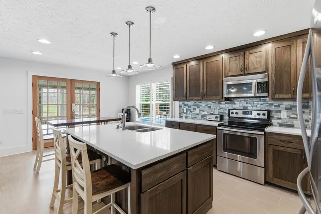 $1,299,000 | 246 Teal Lane, Manchester, TN 37355