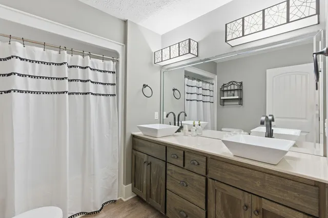 $1,299,000 | 246 Teal Lane, Manchester, TN 37355